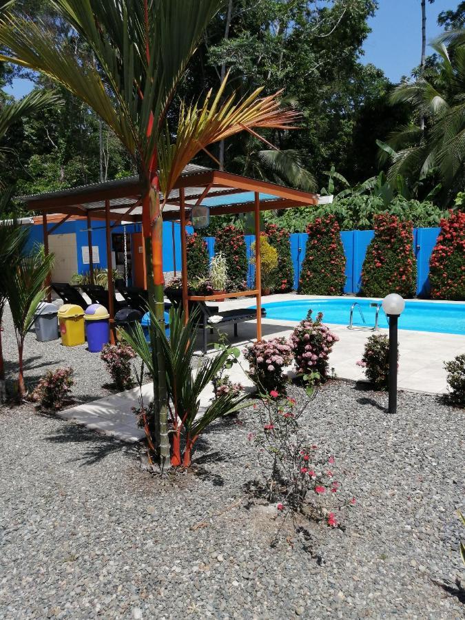 Puerto Vargas Lodge 까위따 외부 사진